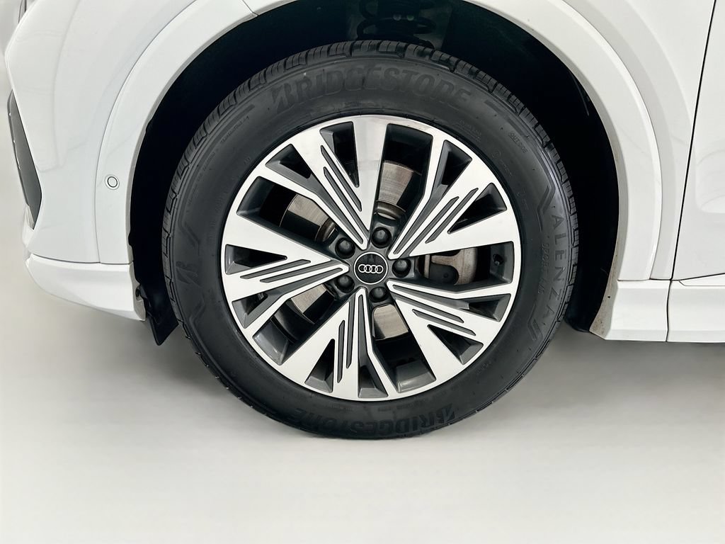 Certified 2023 Audi Q4 e-tron Premium w/ Premium Plus RWD image 29