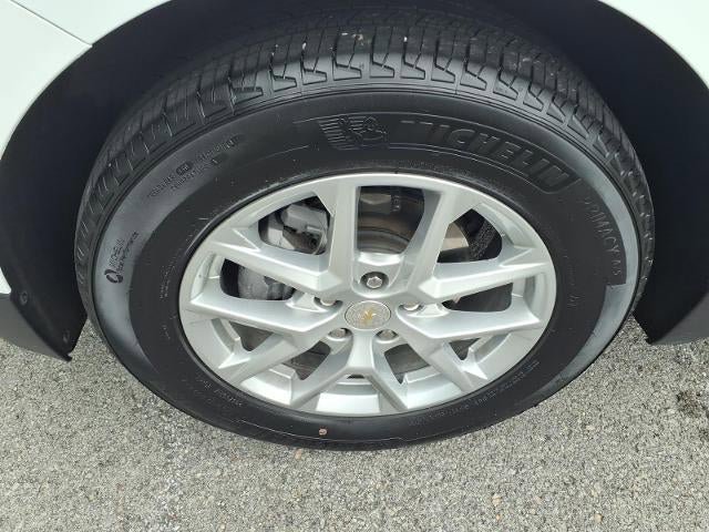 Used 2024 Chevrolet Equinox LT FWD image 5