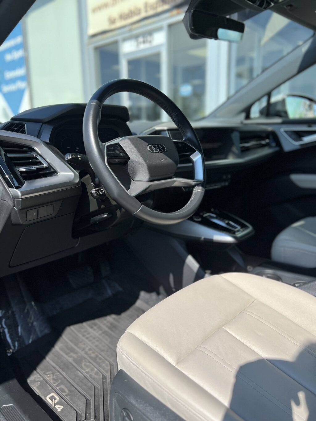 Used 2024 Audi Q4 e-tron Premium w/ Convenience Package AWD/4WD image 13