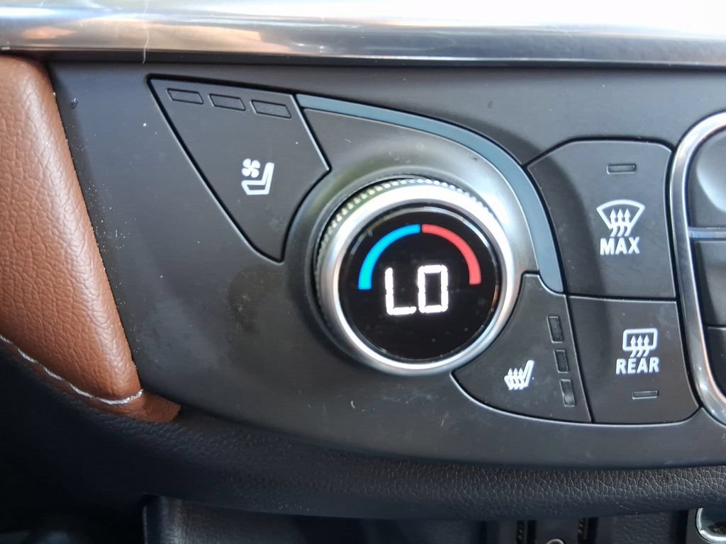 Used 2019 Chevrolet Traverse High Country AWD/4WD image 30