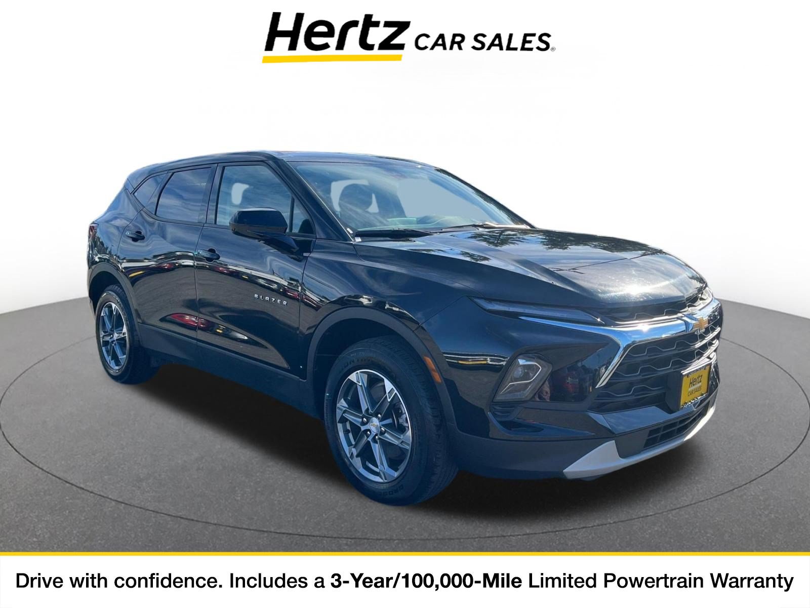 Used 2025 Chevrolet Blazer LT FWD image 1