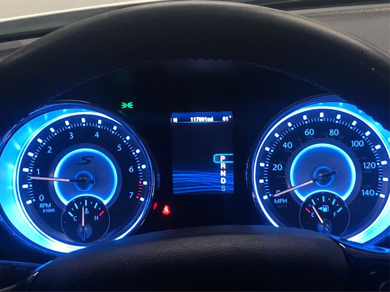 Used 2014 Chrysler 300 S AWD/4WD image 15