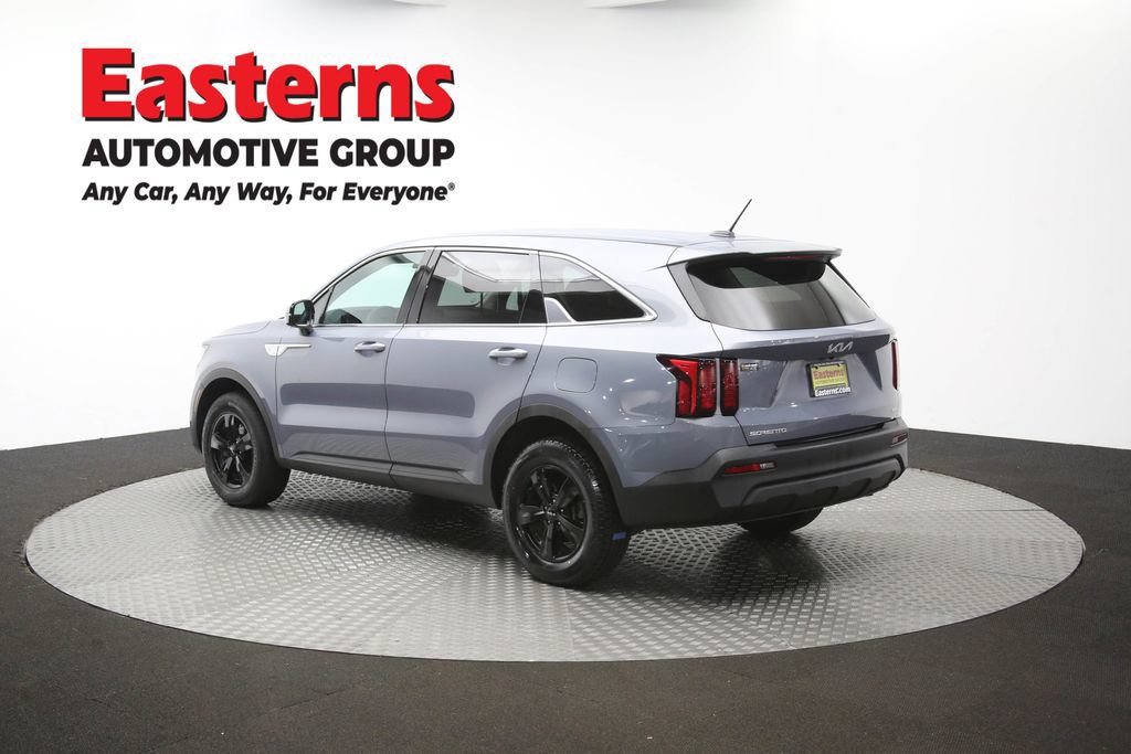 Used 2023 Kia Sorento LX AWD/4WD image 62