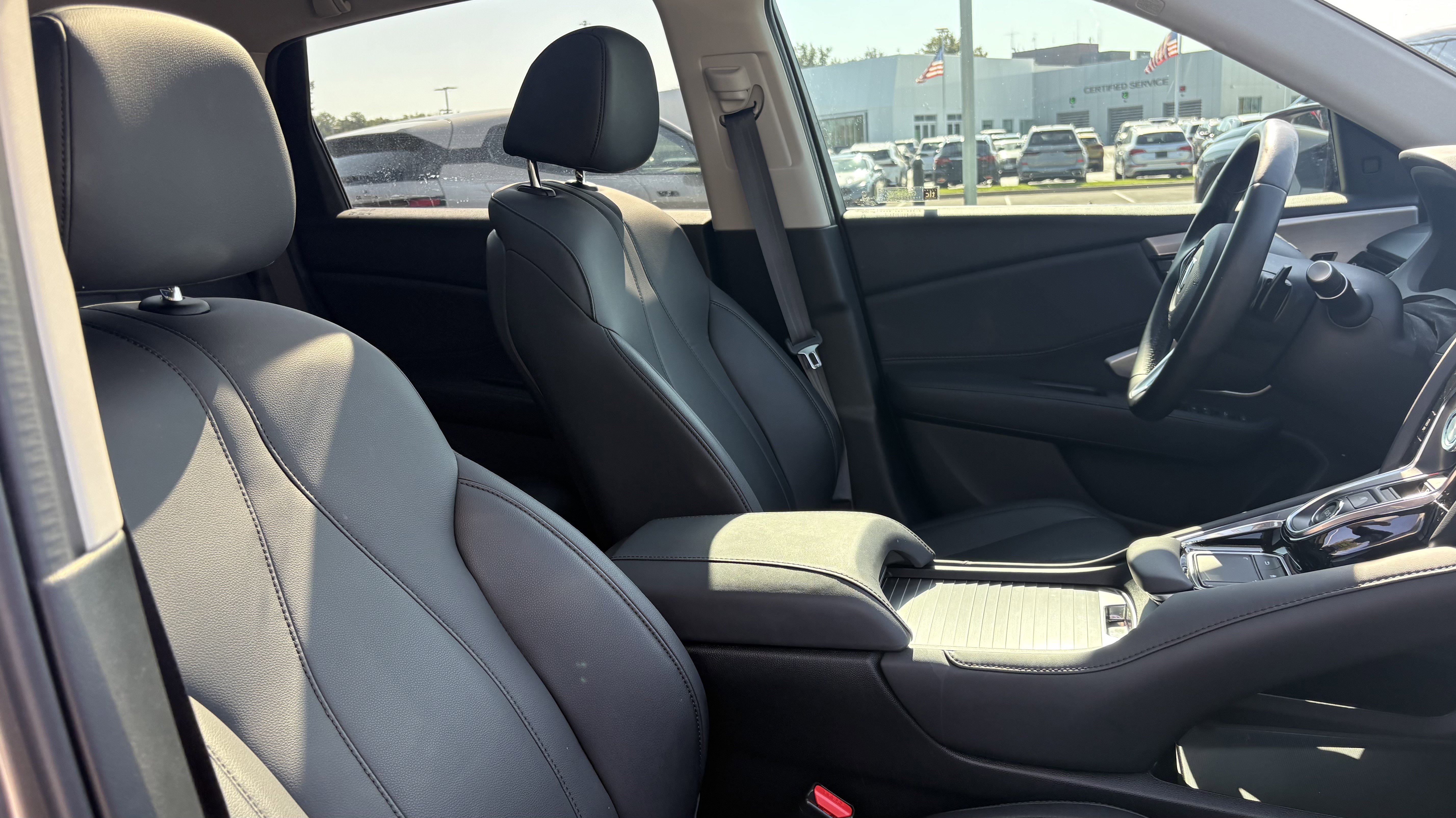 Used 2024 Acura RDX SH-AWD image 33