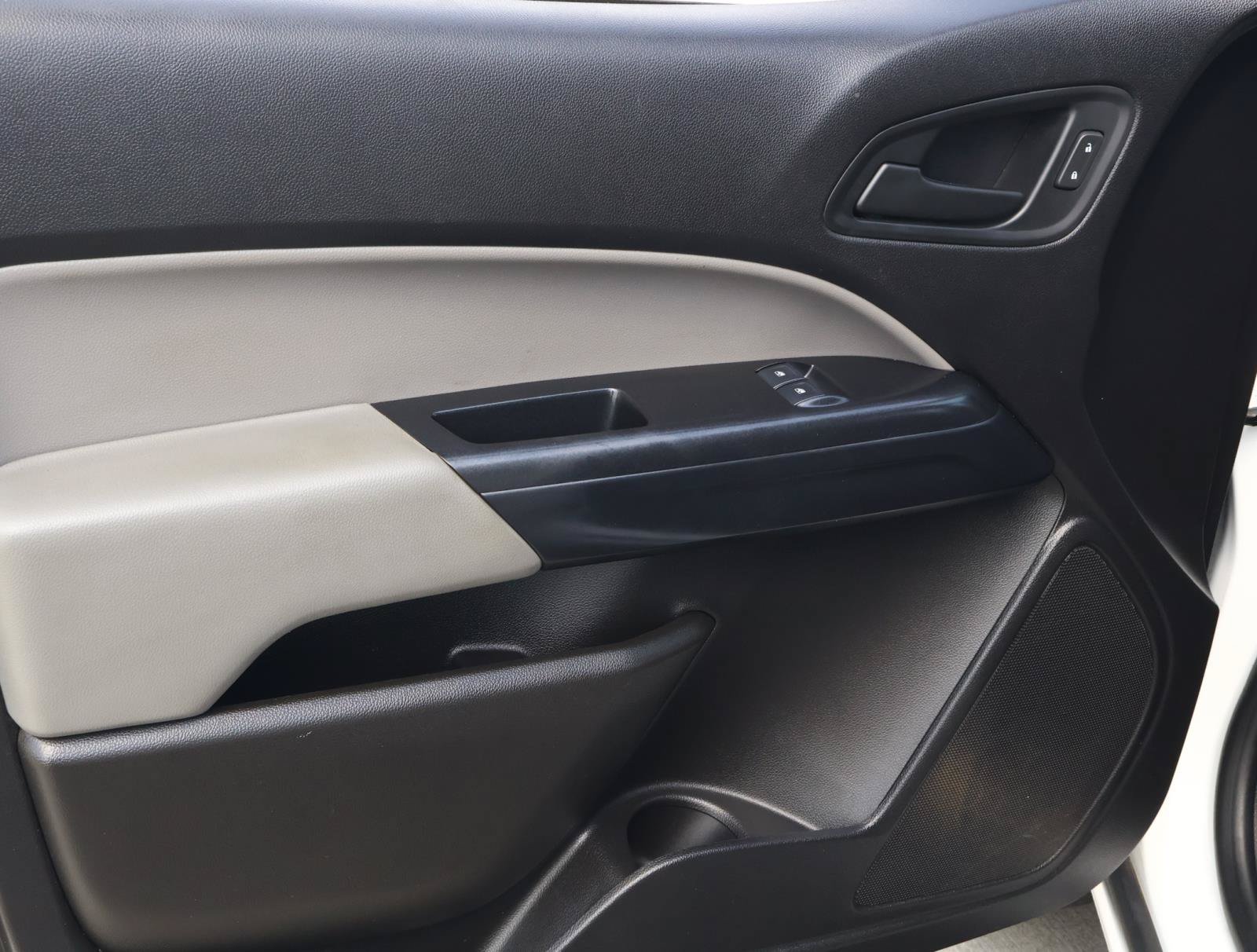 Used 2019 Chevrolet Colorado W/T w/ WT Convenience Package RWD image 13
