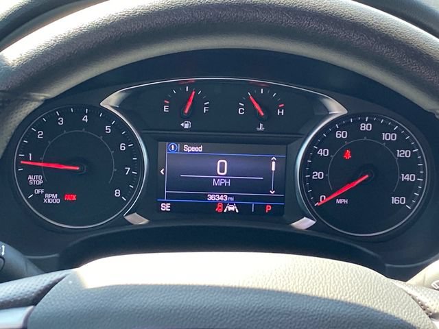 Used 2022 GMC Terrain SLE w/ Driver Convenience Package FWD image 9