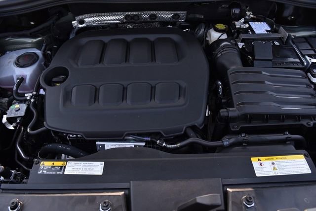 New 2026 Volkswagen Tiguan SE R-Line image 27