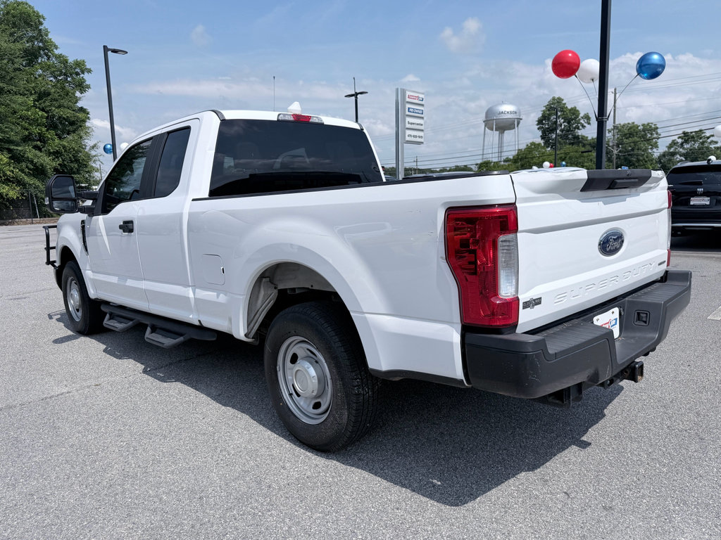 Used 2017 Ford F250 XL w/ Power Equipment Group RWD image 7
