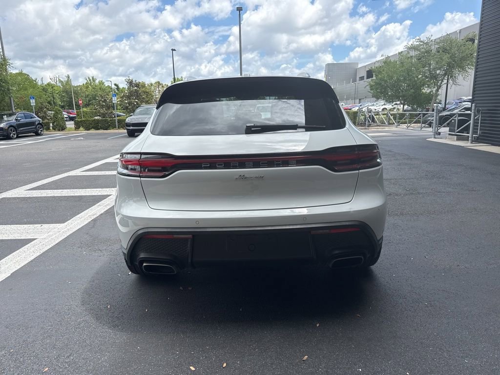 Certified 2023 Porsche Macan w/ Premium Package Plus AWD/4WD image 9