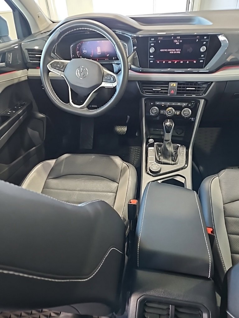 Used 2022 Volkswagen Taos SEL image 24