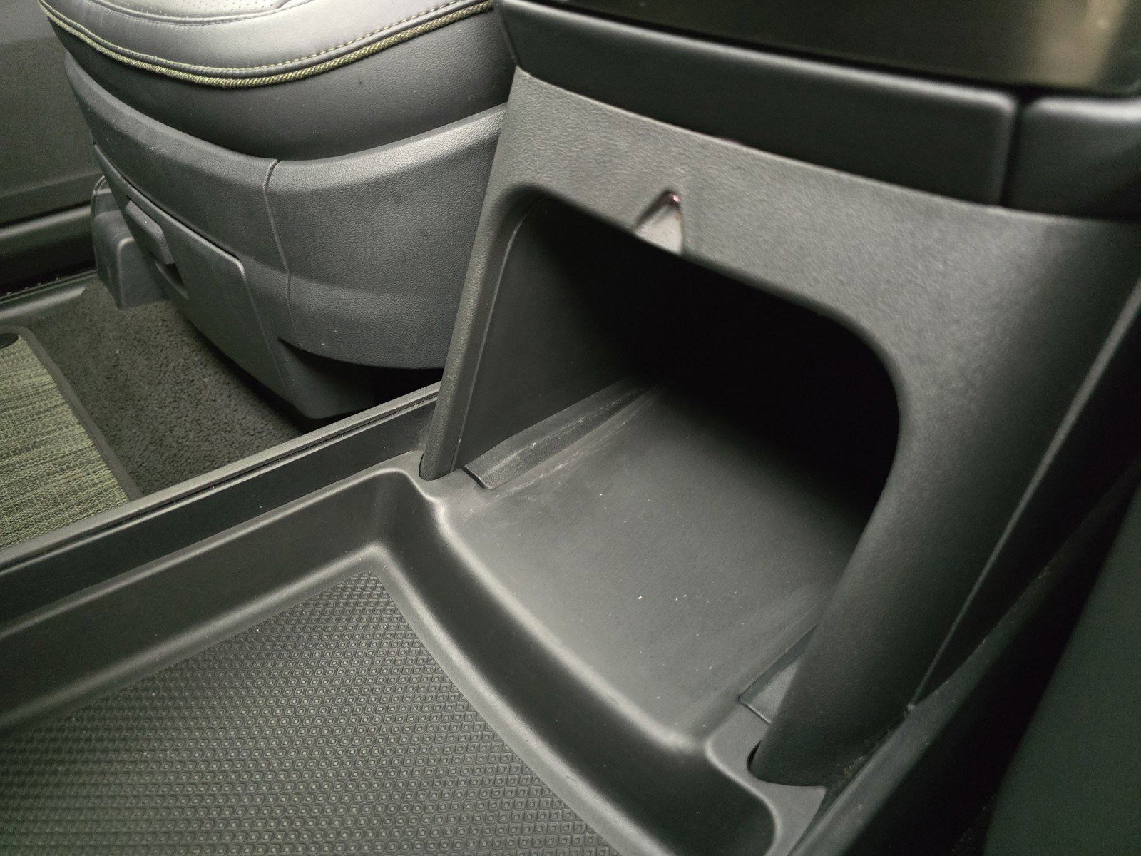 Used 2022 Rivian R1S Launch Edition image 33