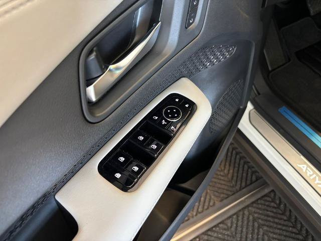 Certified 2024 Nissan Ariya AWD image 15