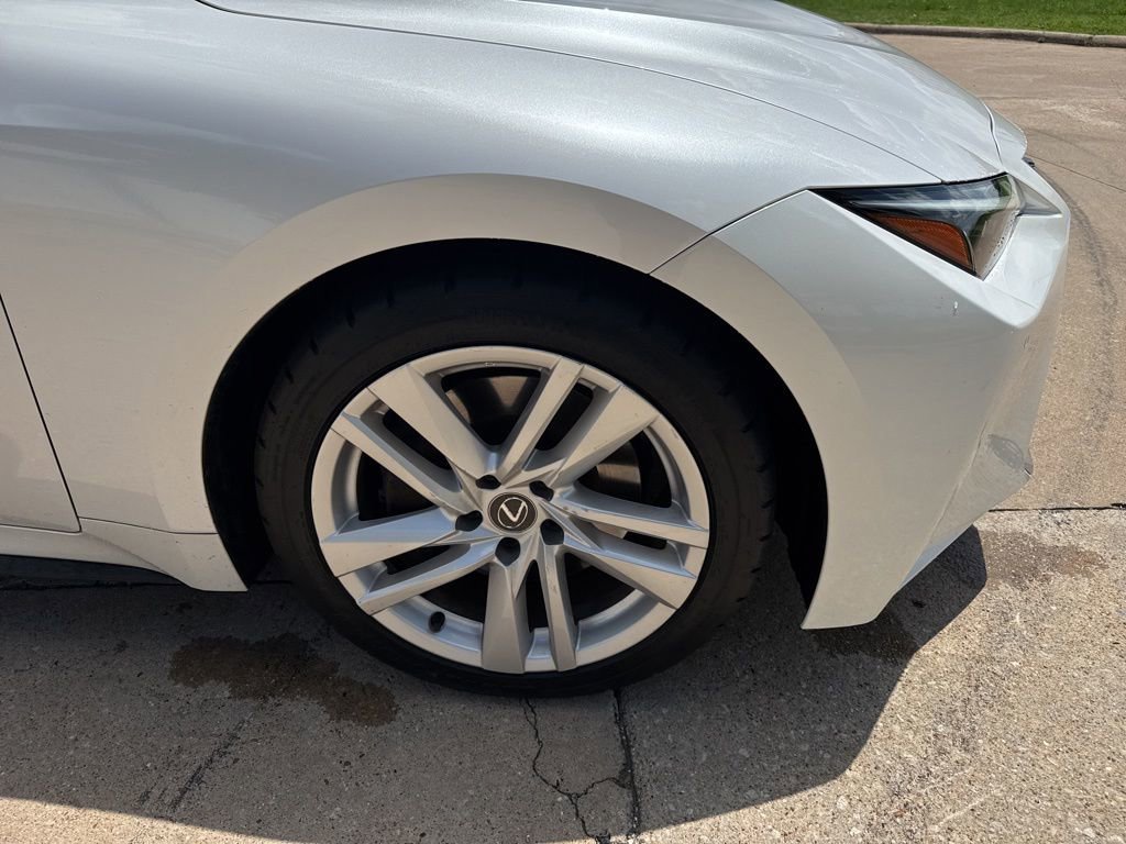 Used 2023 Lexus IS 300 w/ Comfort Package RWD image 7