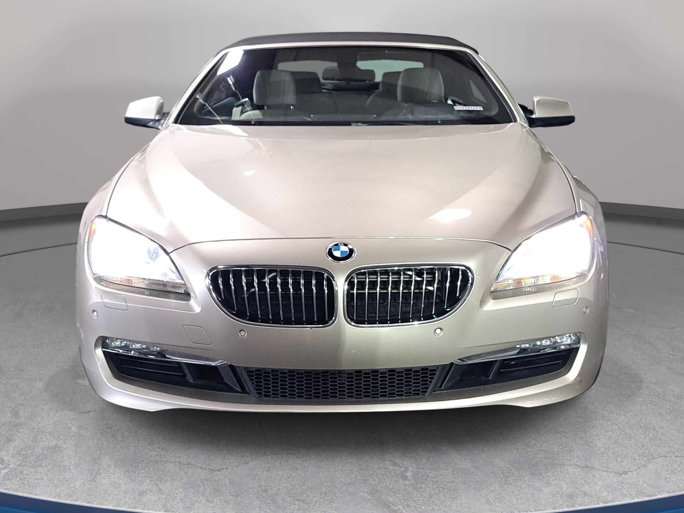 Used 2013 BMW 640i Convertible RWD image 2
