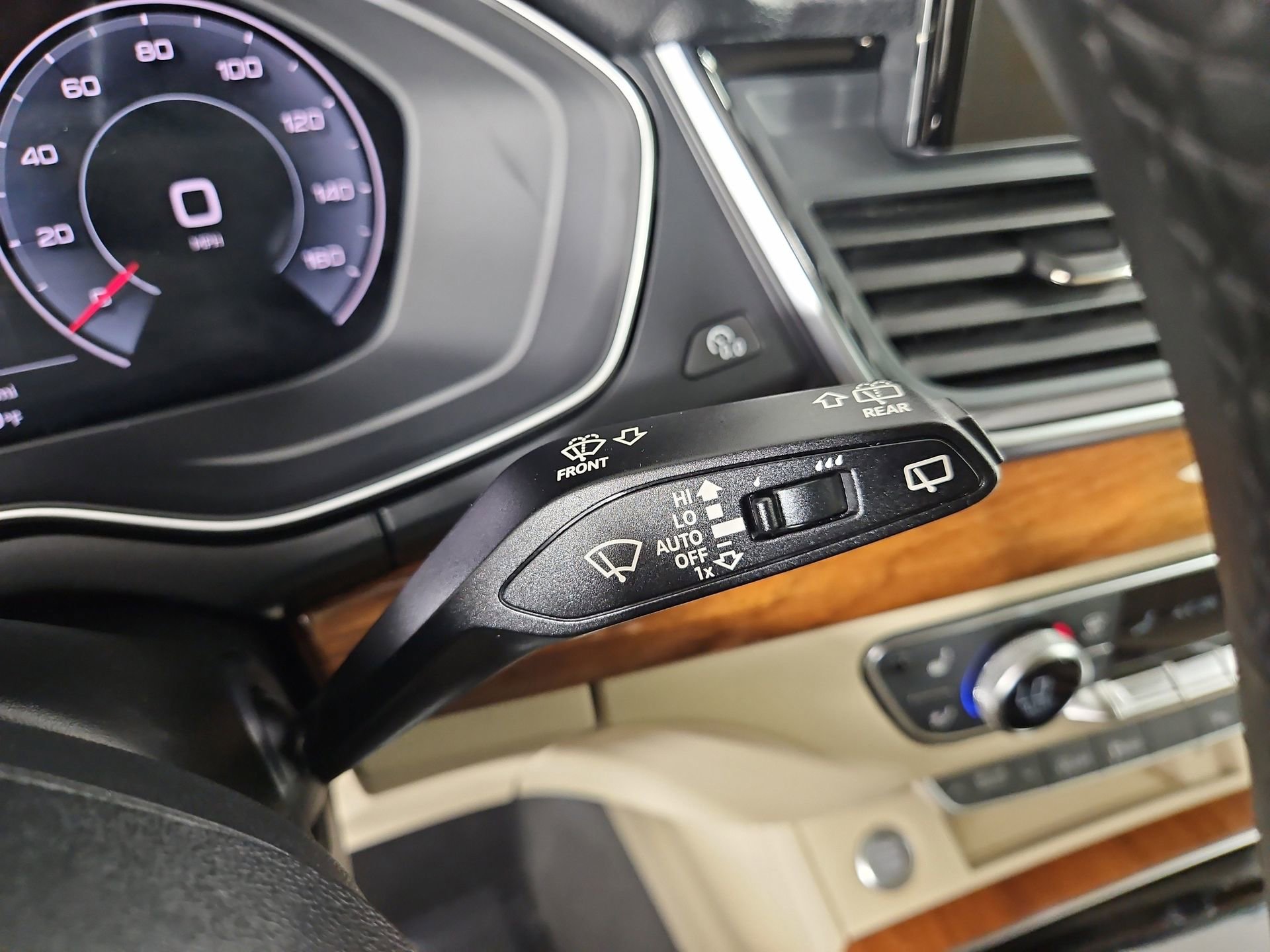 Certified 2023 Audi Q5 2.0T Premium Plus w/ Premium Plus Package image 31