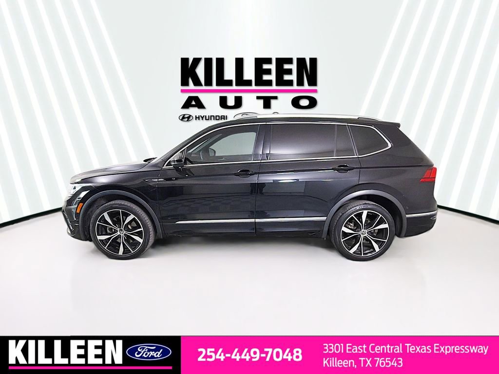 Used 2022 Volkswagen Tiguan SEL R-Line image 4