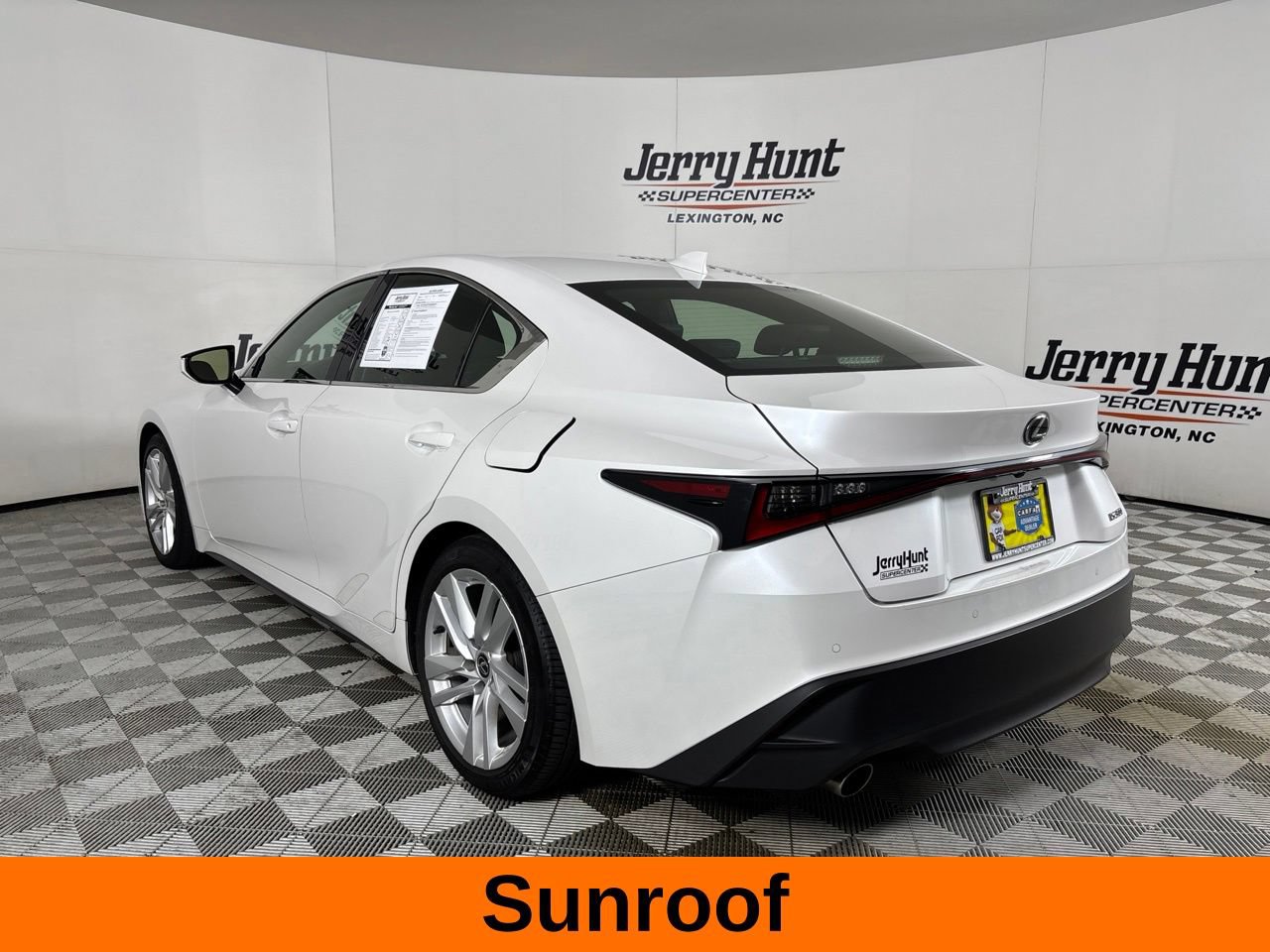 Used 2024 Lexus IS 300 w/ Comfort Package RWD image 9