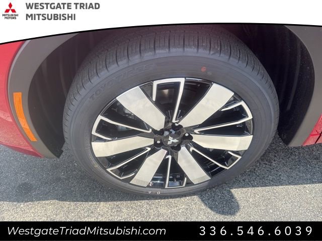 New 2025 Mitsubishi Outlander SEL image 4