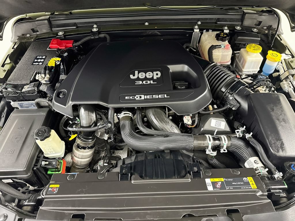 Used 2023 Jeep Gladiator Rubicon w/ Cold Weather Group AWD/4WD image 30
