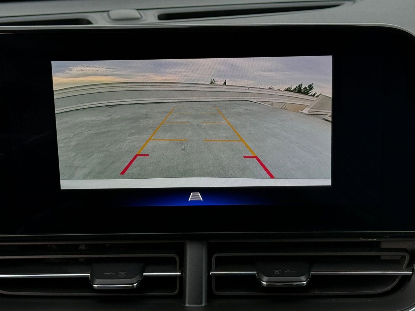 Used 2025 Chevrolet Trax LT image 17