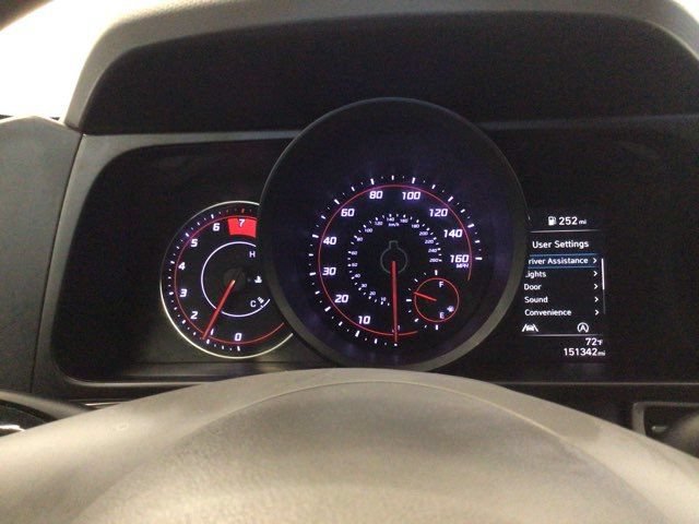 Used 2021 Hyundai Elantra SE FWD image 13