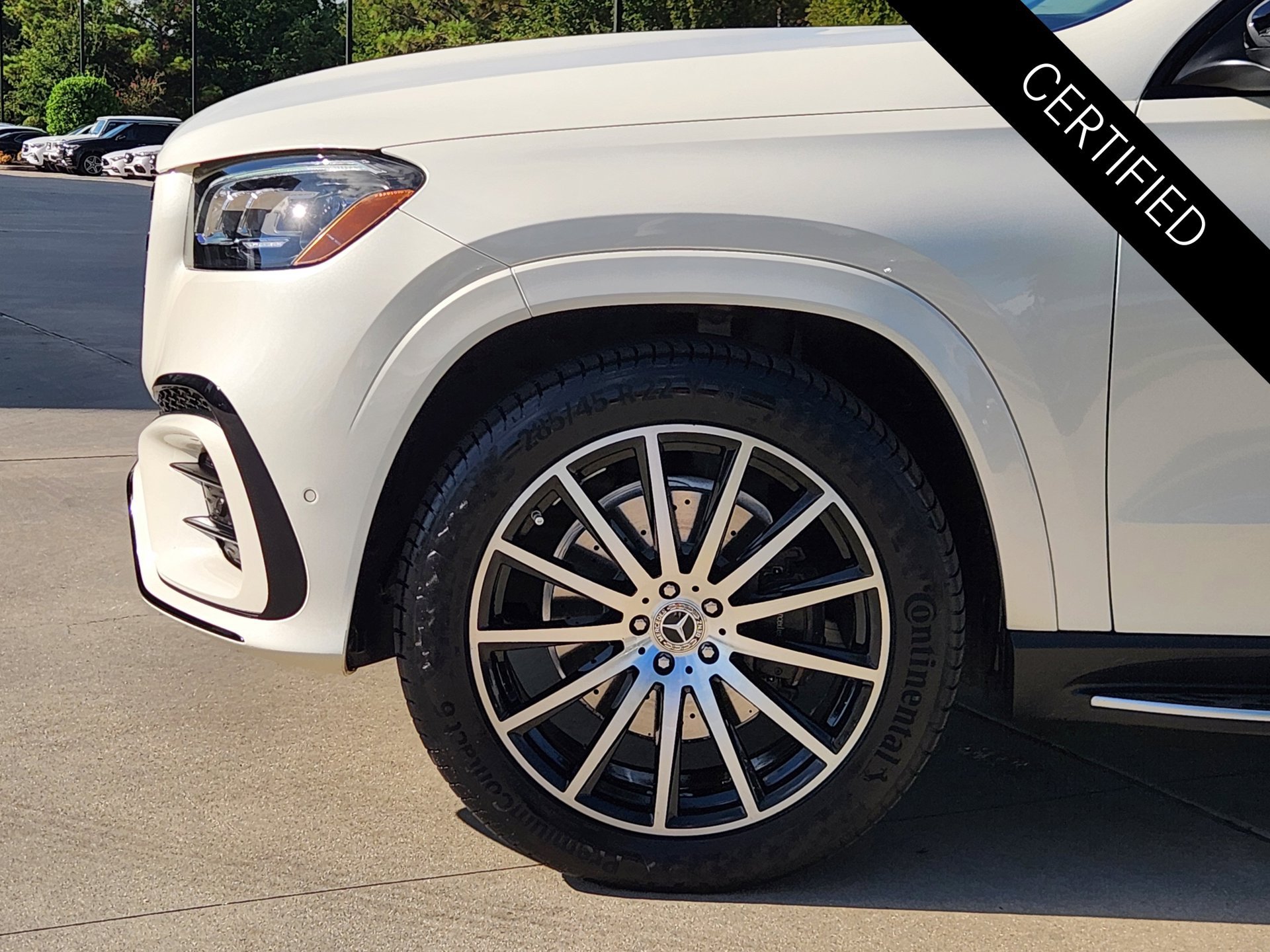 Used 2024 Mercedes-Benz GLS 580 4MATIC image 10