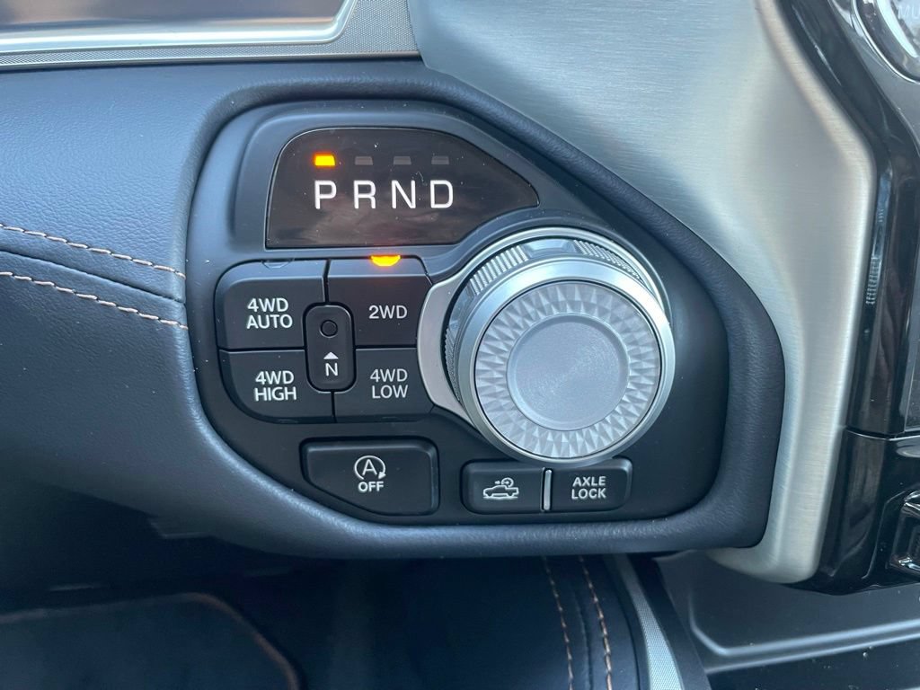 Certified 2025 RAM 1500 Tungsten w/ Off Road Group AWD/4WD image 29