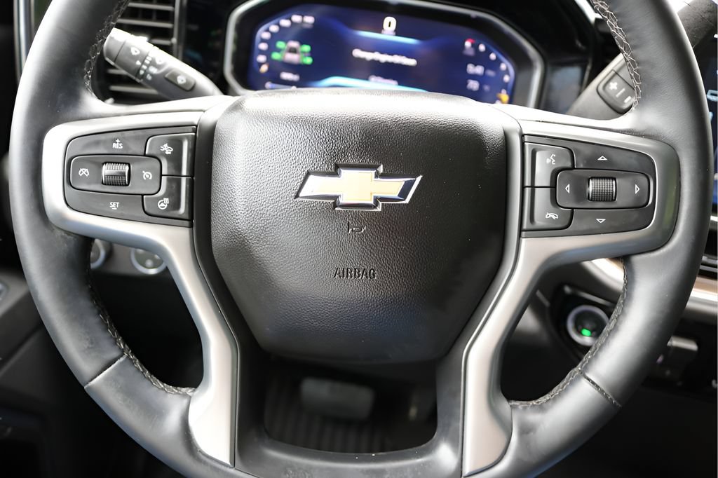 Used 2026 Chevrolet Silverado 1500 LT RWD image 21