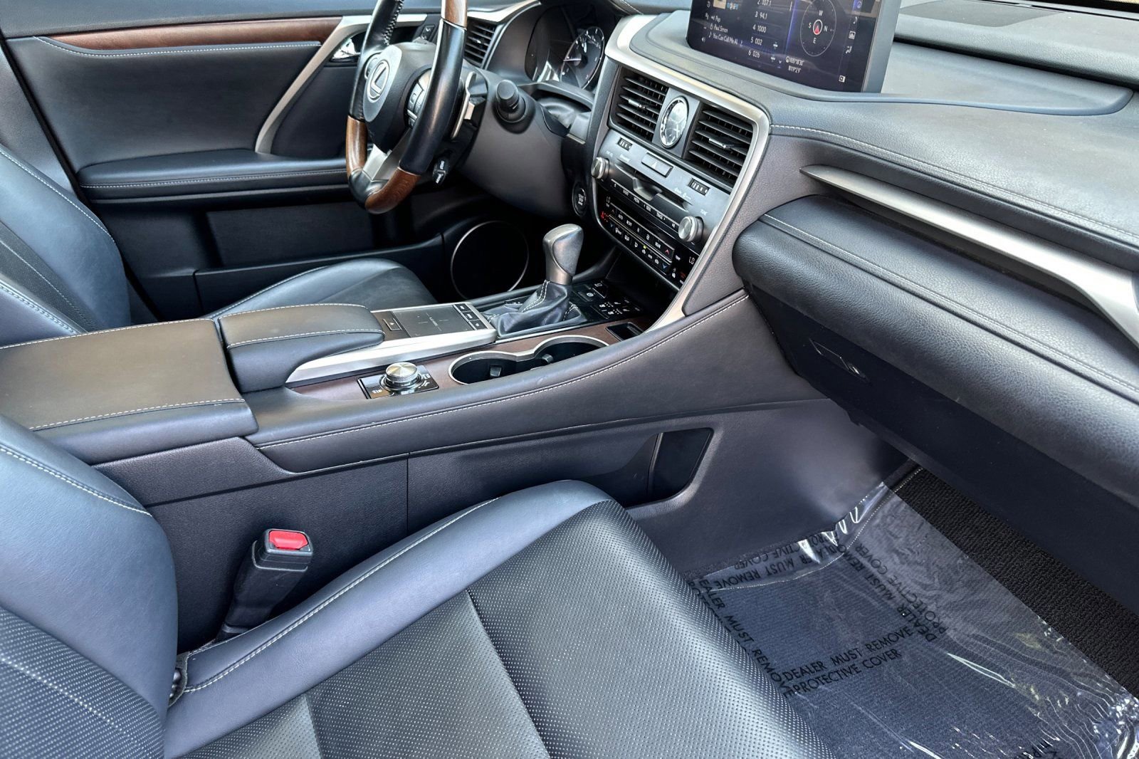 Used 2020 Lexus RX 350L FWD w/ Premium Package image 17