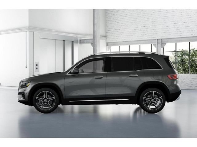 Used 2026 Mercedes-Benz GLB 250 4MATIC image 34