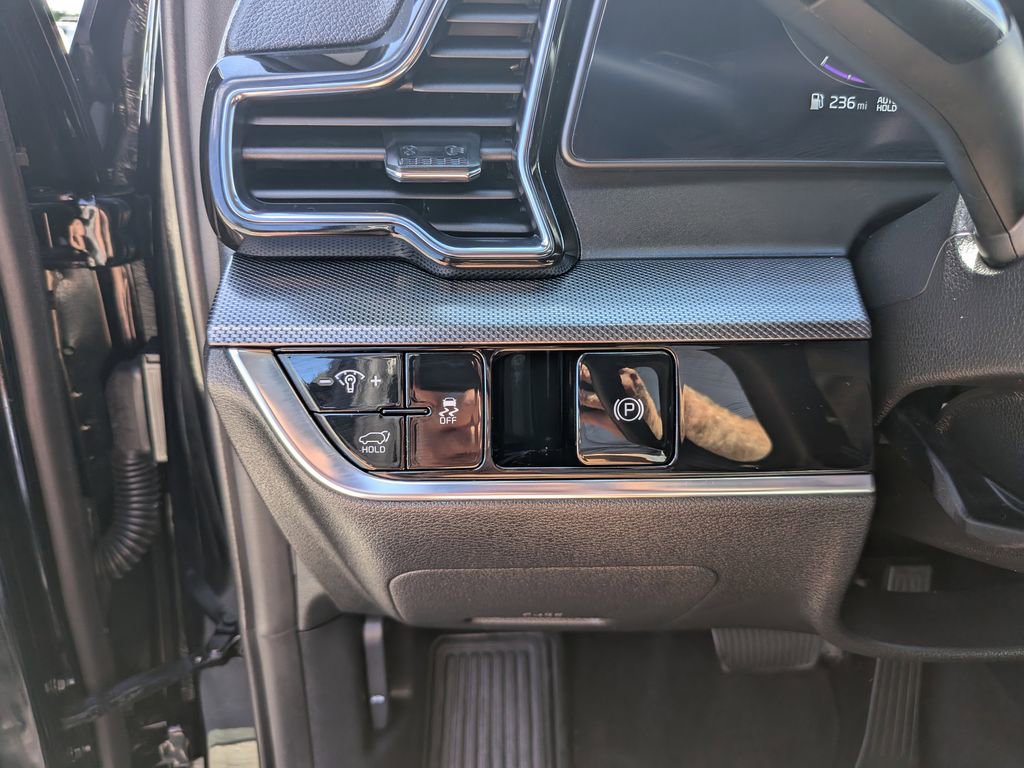 Certified 2023 Kia Sportage SX FWD image 30