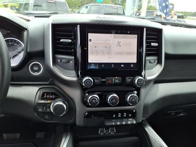 New 2026 RAM 1500 Express AWD/4WD image 15