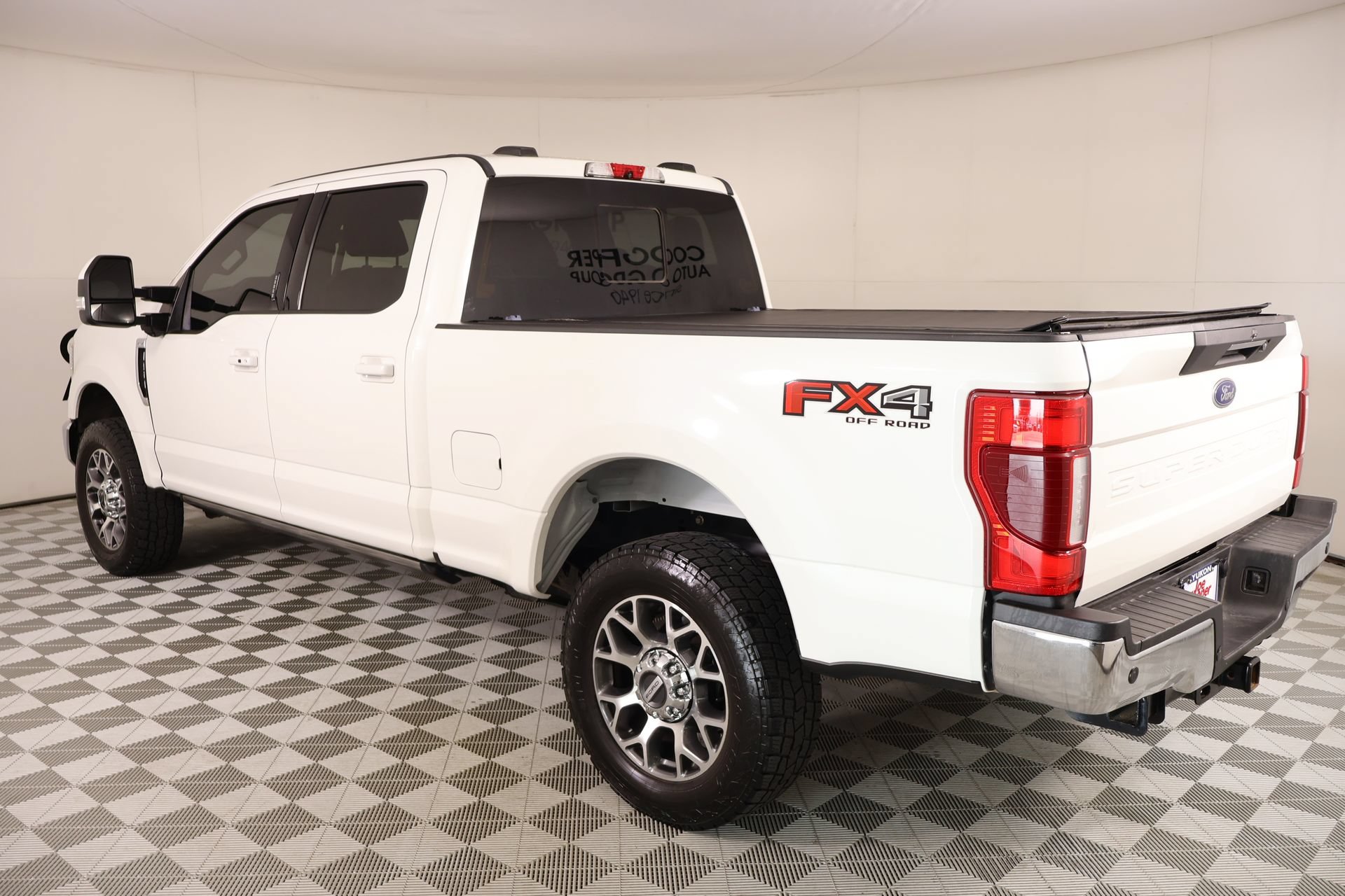 Used 2022 Ford F250 Lariat w/ Lariat Ultimate Package AWD/4WD image 23
