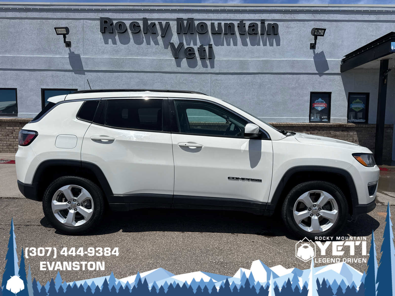 Used 2021 Jeep Compass Latitude AWD/4WD image 2