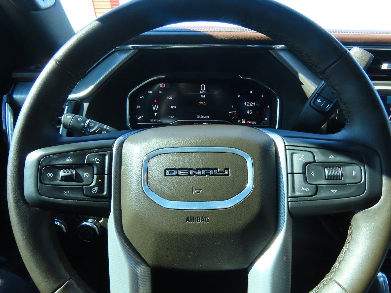 Used 2025 GMC Sierra 3500 Denali w/ Denali Reserve Package image 27