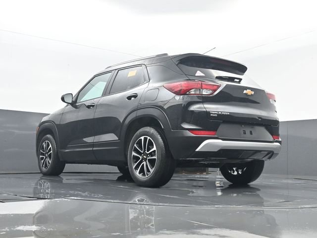 Used 2025 Chevrolet TrailBlazer LT image 23