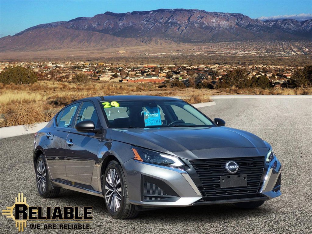 Used 2024 Nissan Altima 2.5 SV