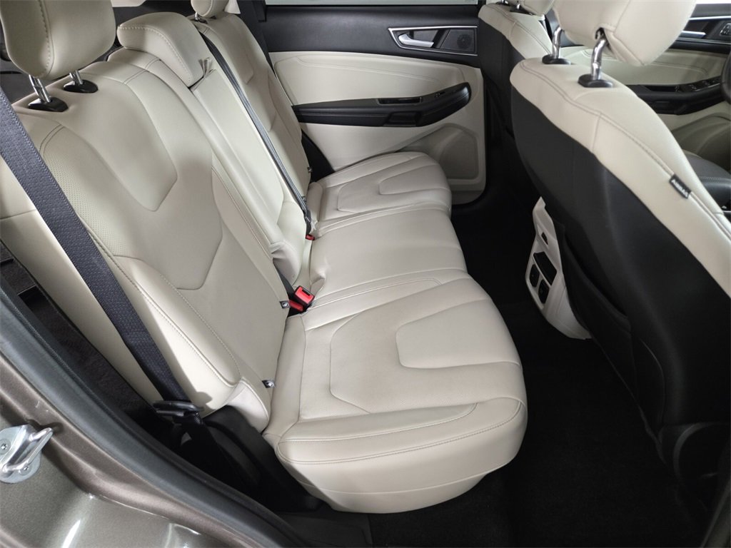 Used 2019 Ford Edge Titanium w/ Equipment Group 301A image 20