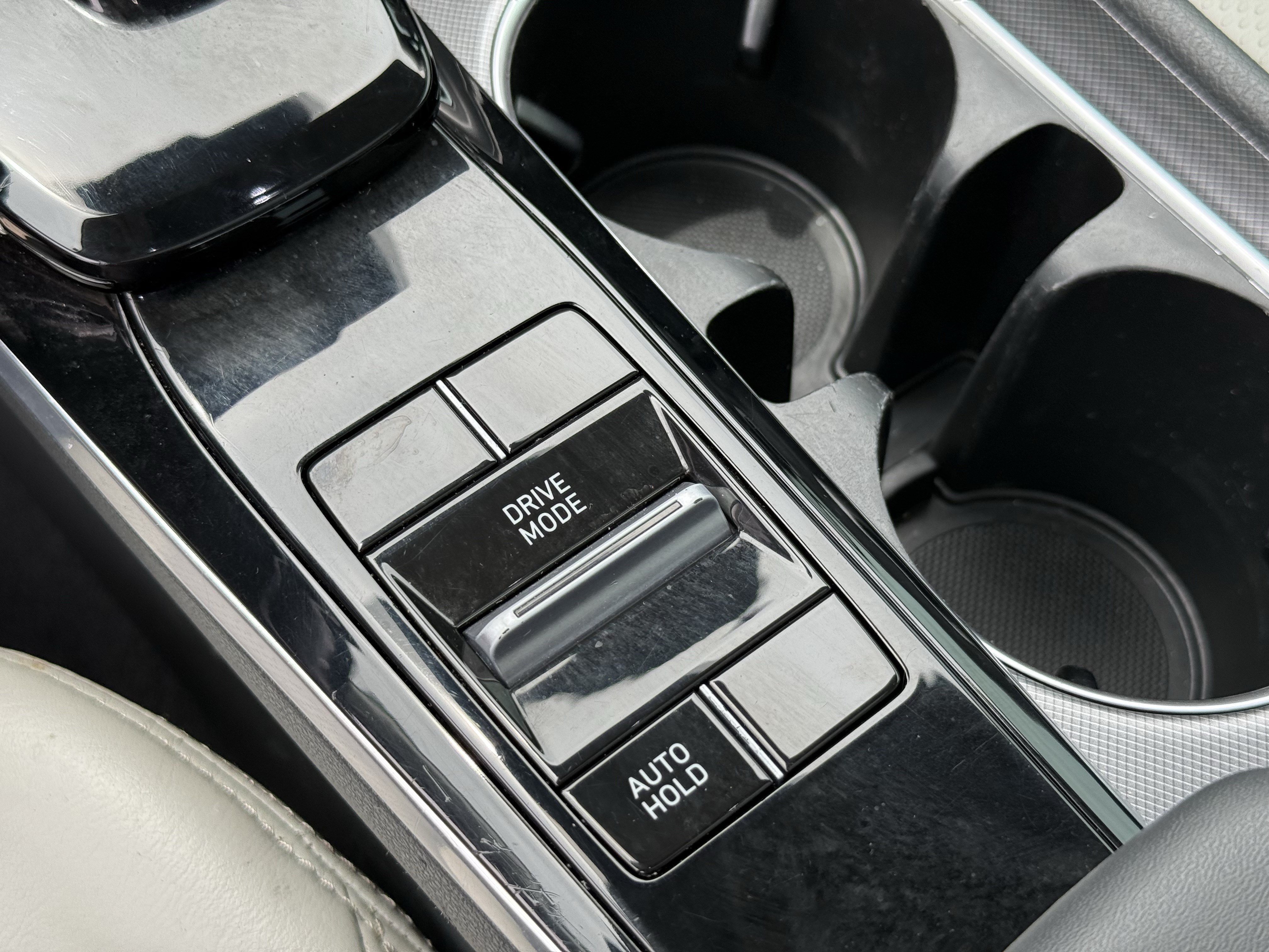 Used 2020 Hyundai Sonata SEL w/ Convenience + Sunroof Package FWD image 25
