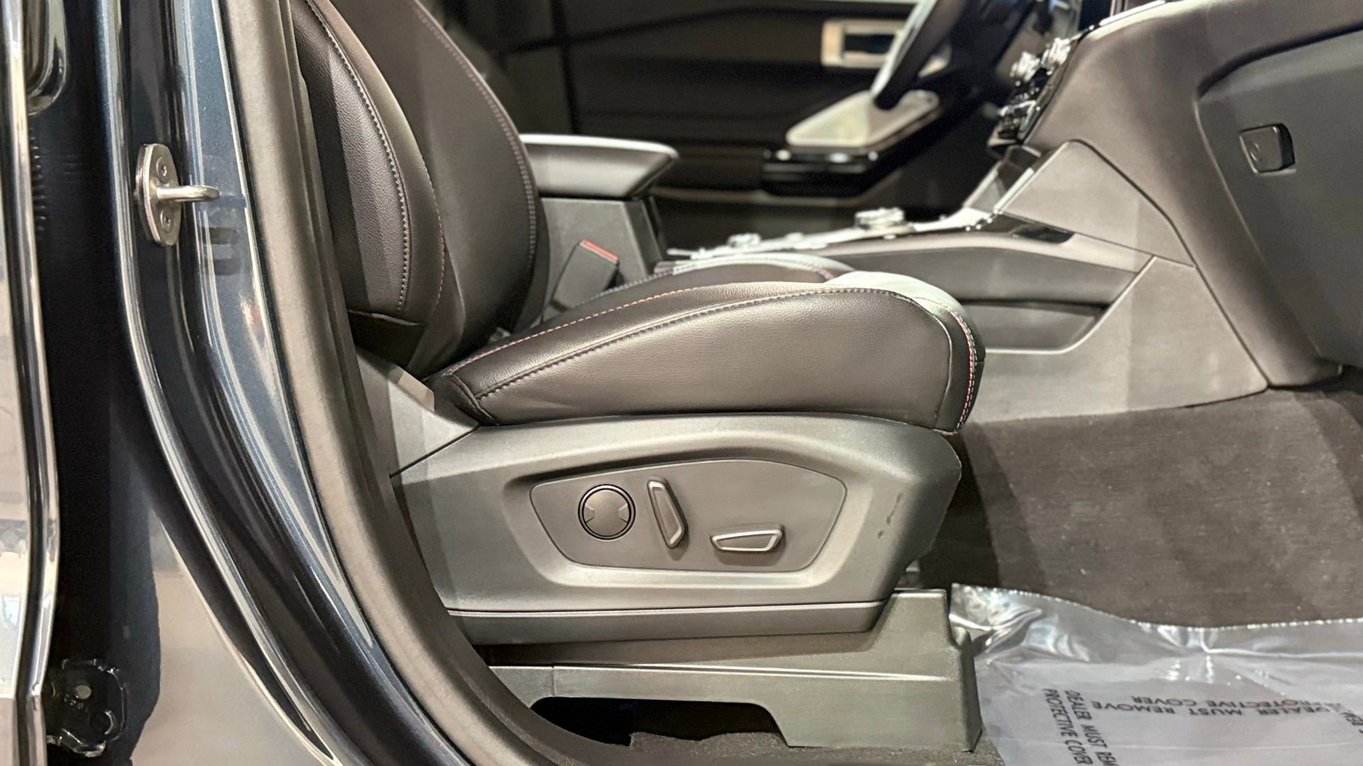 Used 2023 Ford Explorer ST w/ Equipment Group 401A image 70