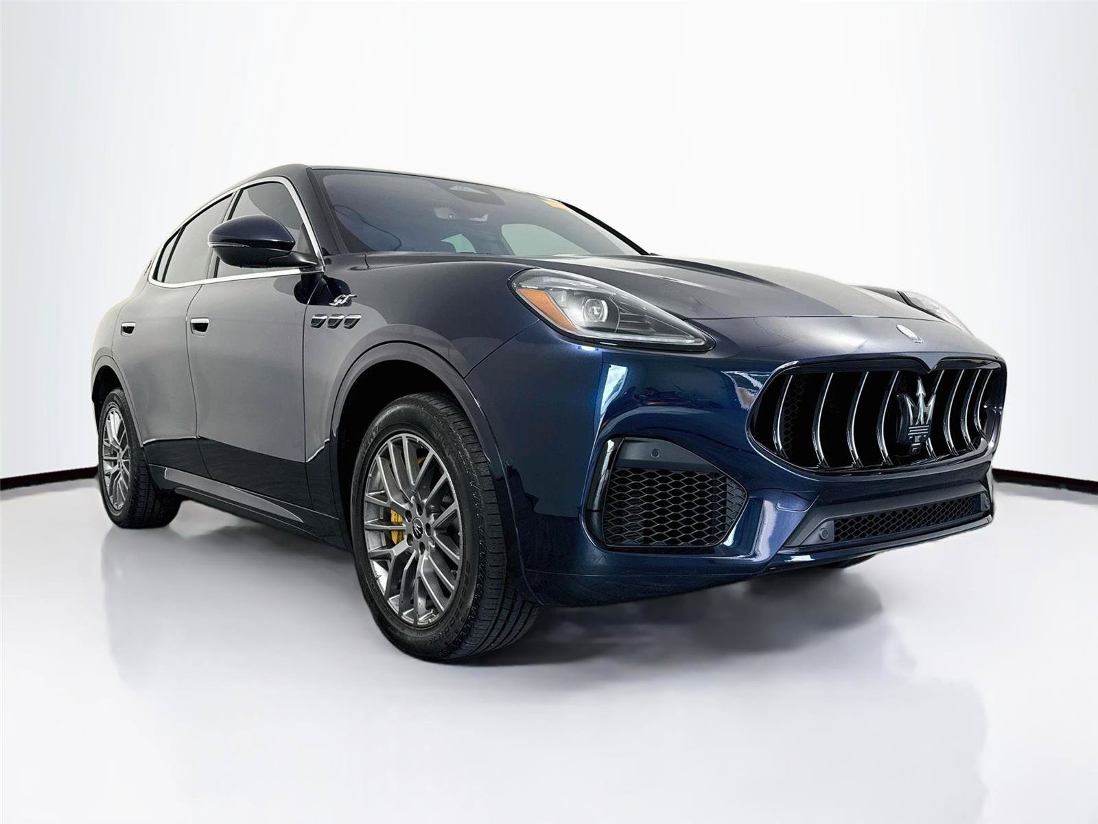 Used 2023 Maserati Grecale GT AWD/4WD image 37