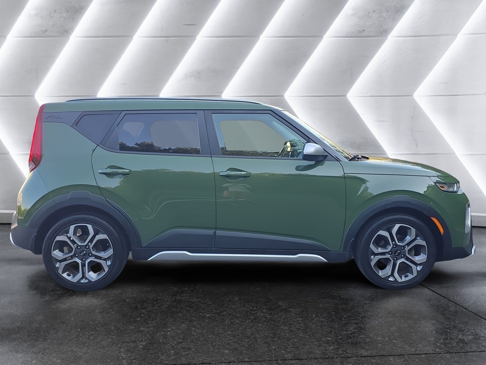 Used 2020 Kia Soul X-Line FWD image 6
