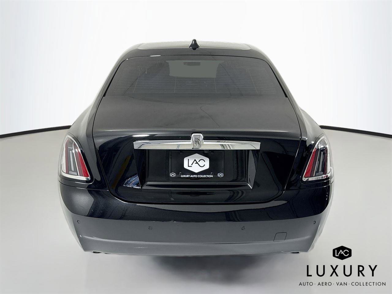 Used 2025 Rolls-Royce Ghost image 8