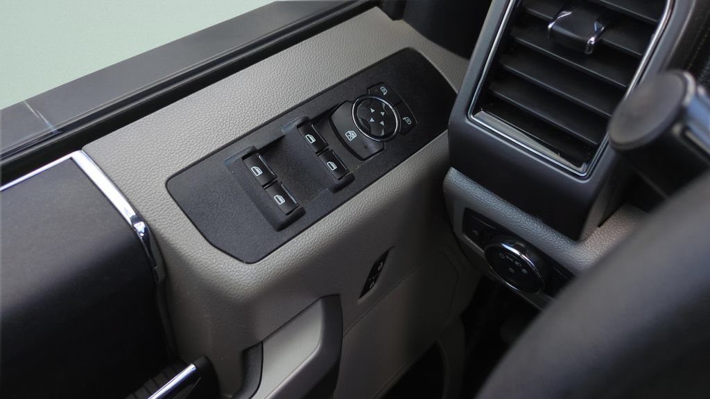 Used 2019 Ford F250 XLT AWD/4WD image 17