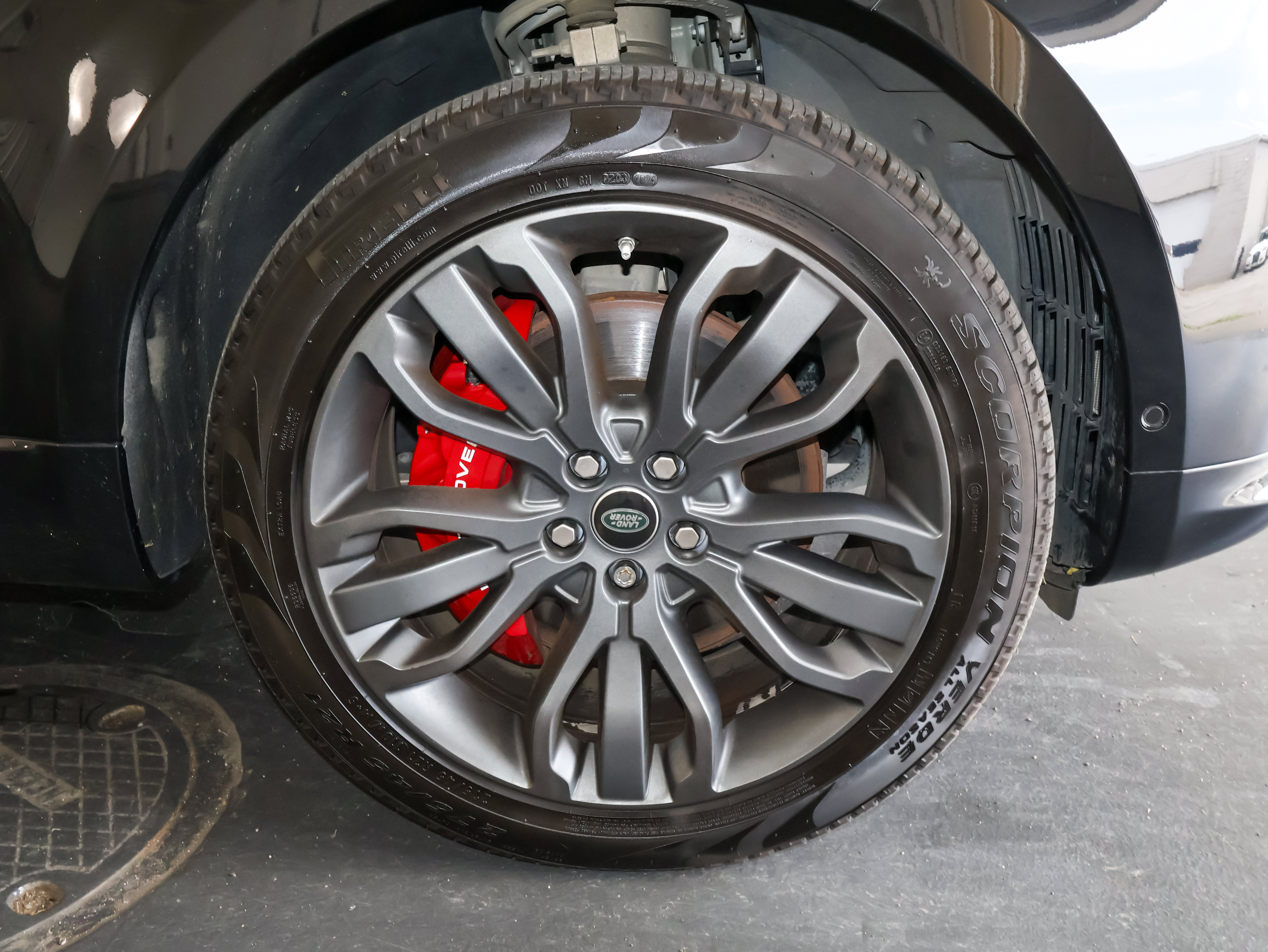 Used 2018 Land Rover Range Rover Sport Supercharged AWD/4WD image 46