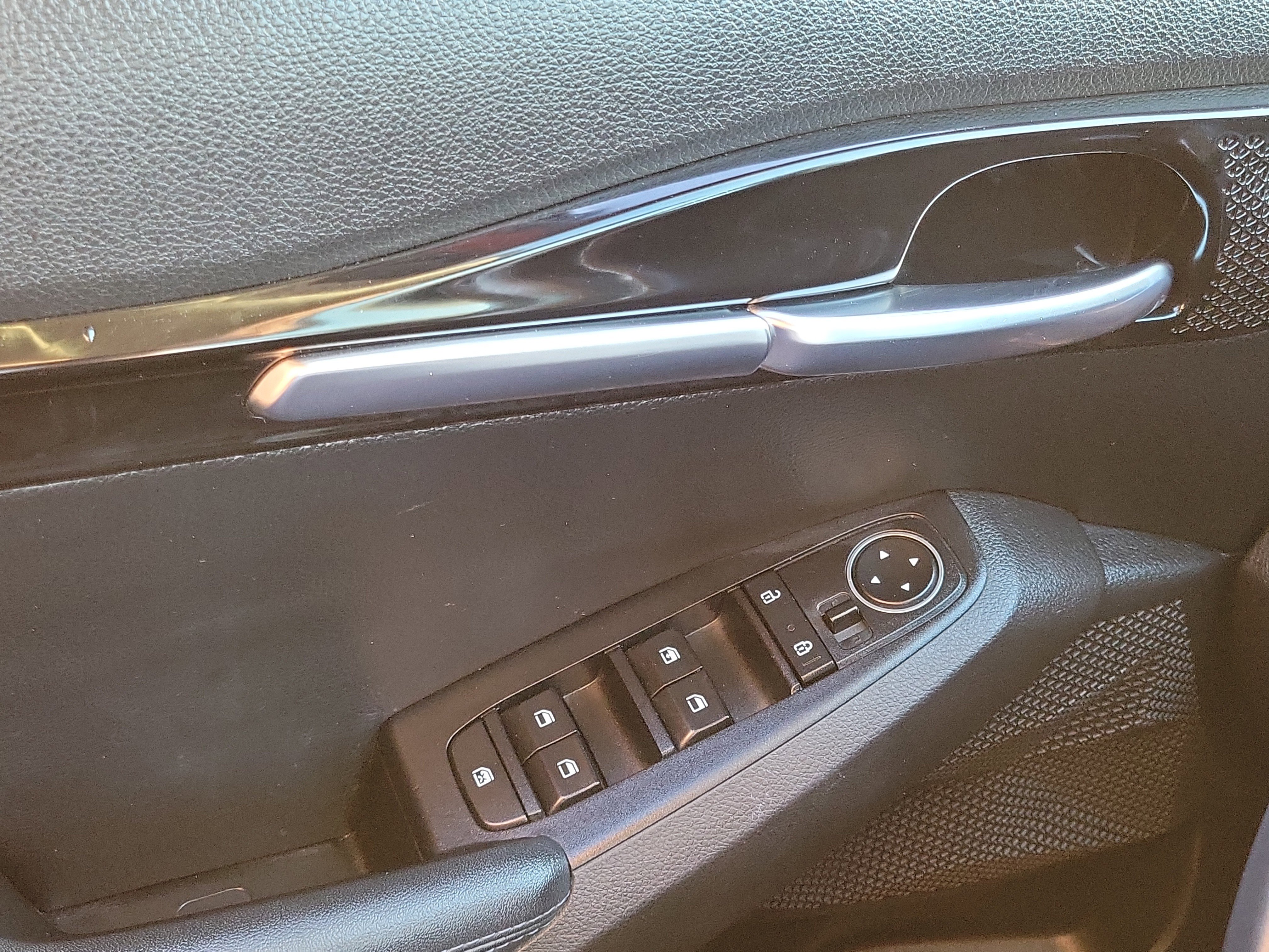 Used 2022 Kia Seltos S FWD image 11