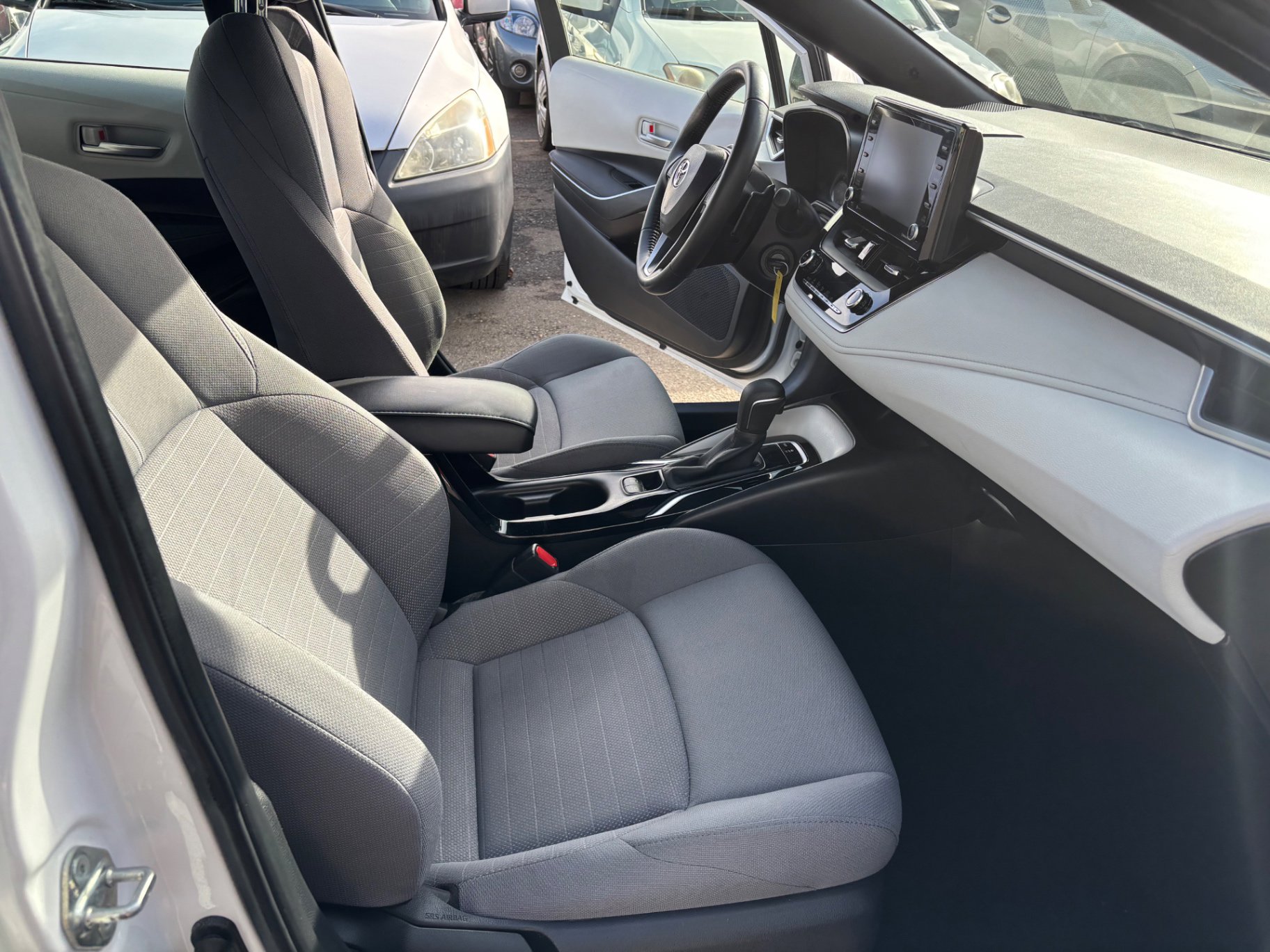 Used 2022 Toyota Corolla SE FWD image 11