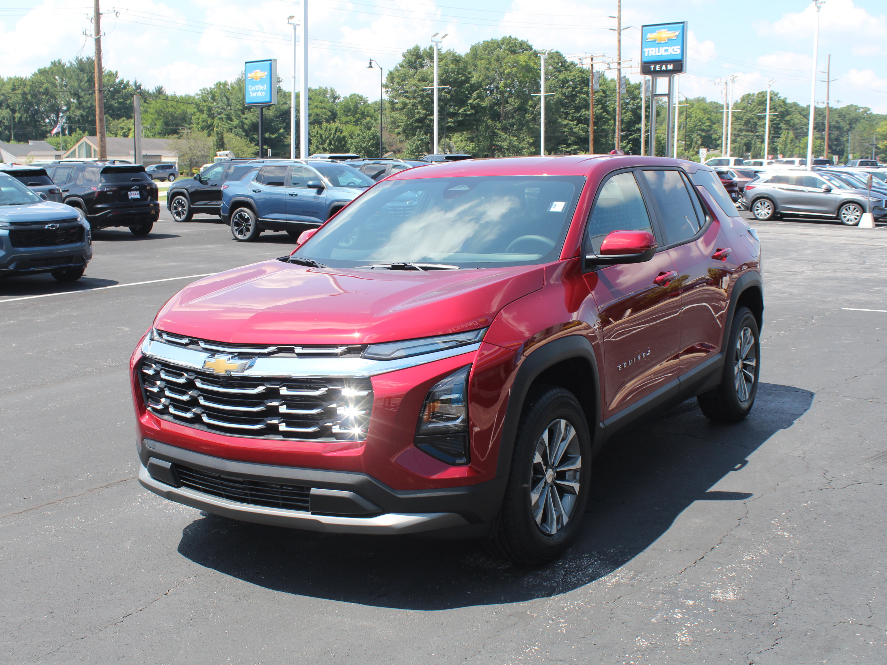 New 2027 Chevrolet Equinox LT FWD image 7