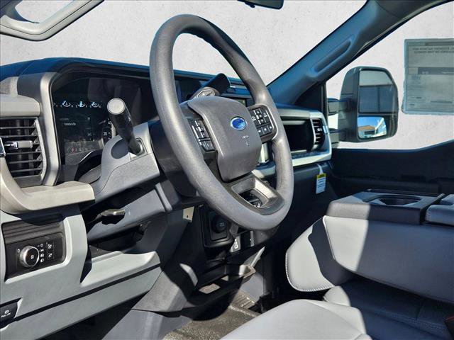 New 2026 Ford F450 XL w/ XL Chrome Package RWD image 3