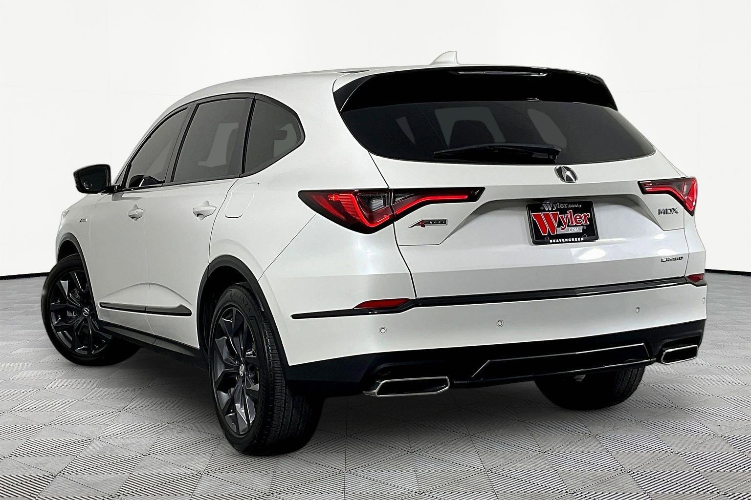 Used 2023 Acura MDX A-Spec image 4